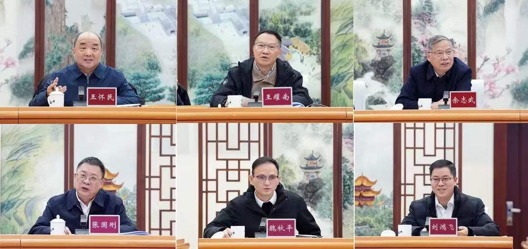 _cgi-bin_mmwebwx-bin_webwxgetmsgimg__&MsgID=379516756055434523&skey=@crypt_c98d5b21_17b5fec96f30218c3998524028558ab7&mmweb_appid=wx_webfilehelper